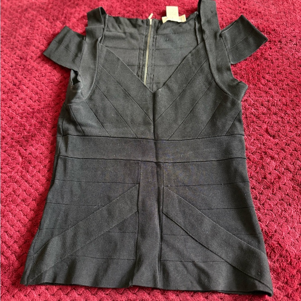 WR 9000 Shirt Women Small Solid Black Cold Shoulder Top. Back zipper.